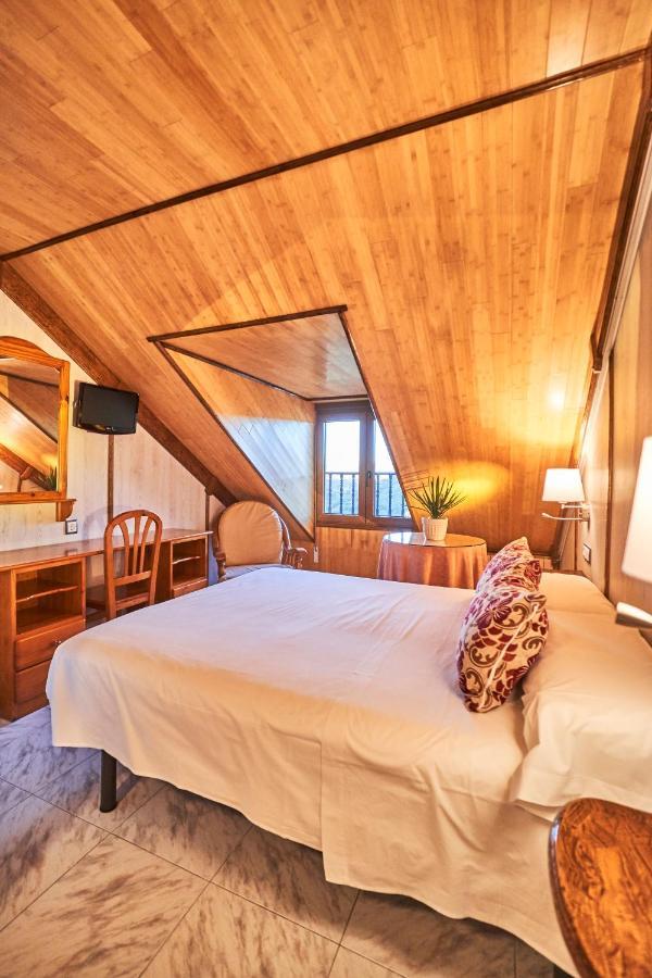 Hostal El Panadero Sepúlveda Екстериор снимка