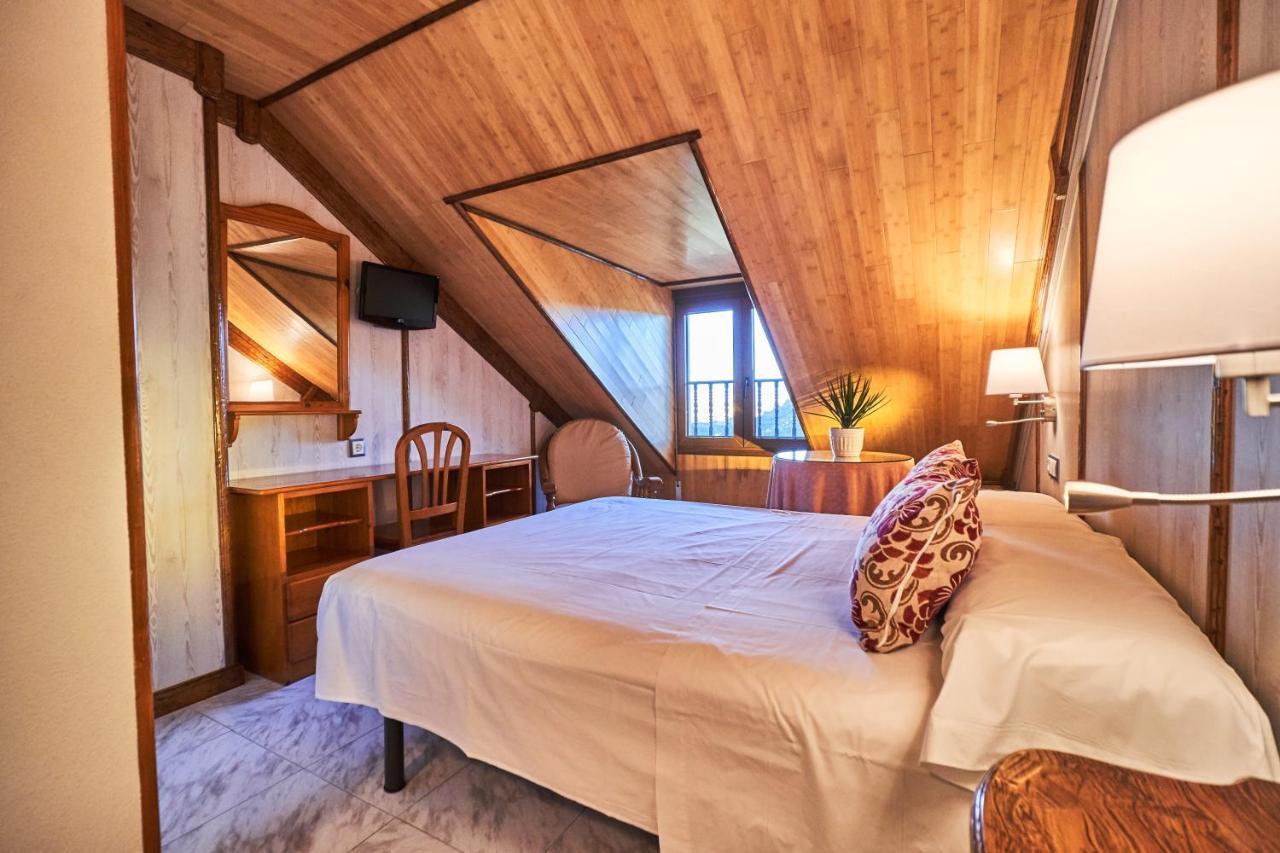 Hostal El Panadero Sepúlveda Екстериор снимка
