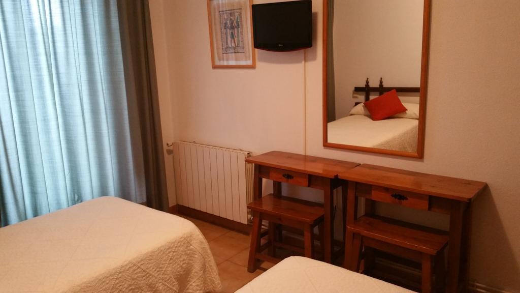 Hostal El Panadero Sepúlveda Екстериор снимка