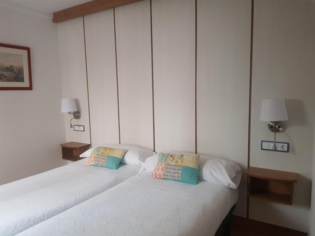 Hostal El Panadero Sepúlveda Екстериор снимка