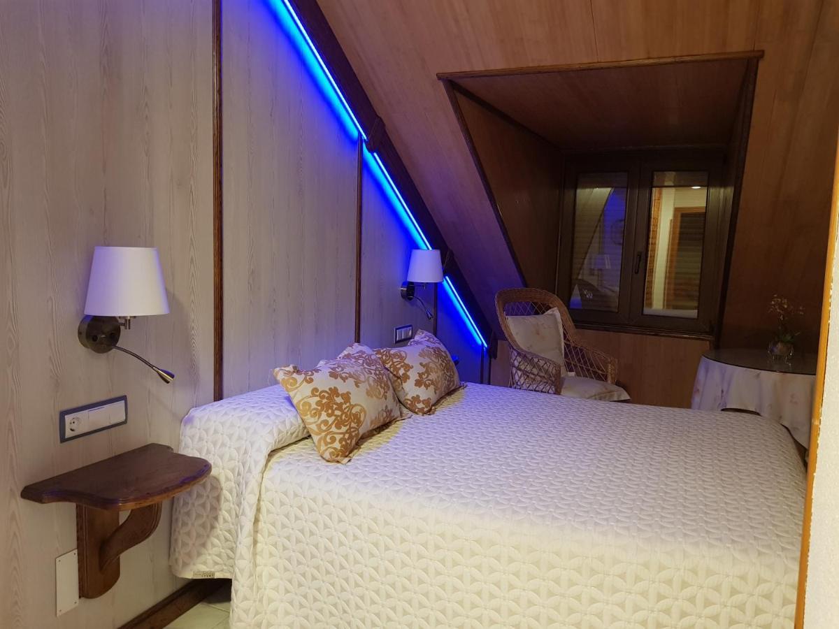 Hostal El Panadero Sepúlveda Екстериор снимка