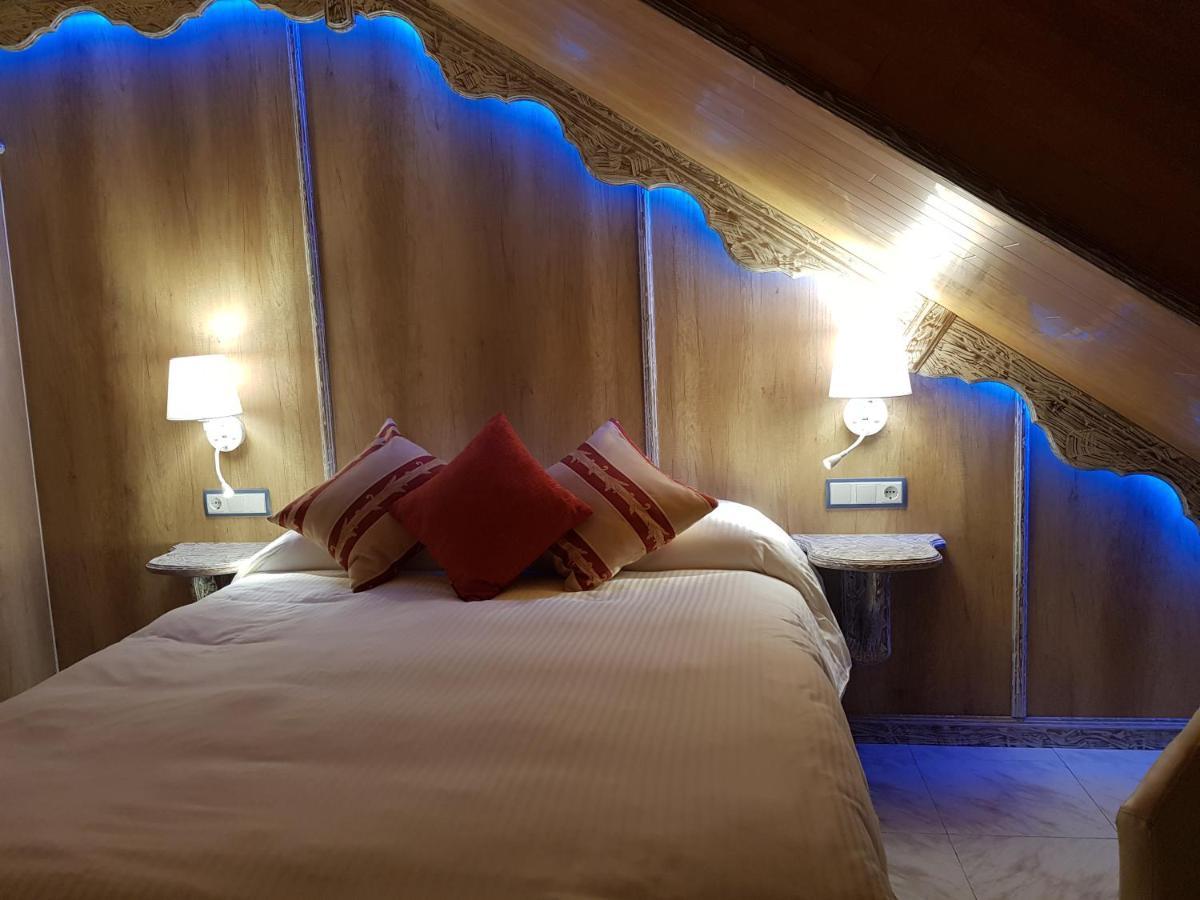 Hostal El Panadero Sepúlveda Екстериор снимка