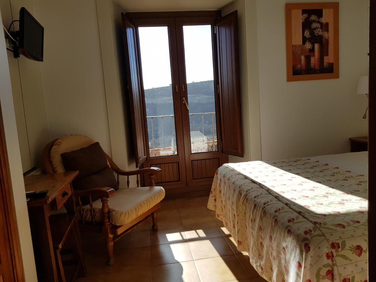 Hostal El Panadero Sepúlveda Екстериор снимка